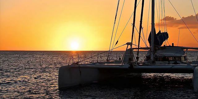 Private catamaran sunset cruise with dinner grand baie promo (3)